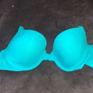 SALE! Victoria's Secret Amazing Bra collection! 34/36 D-DD padded push …
